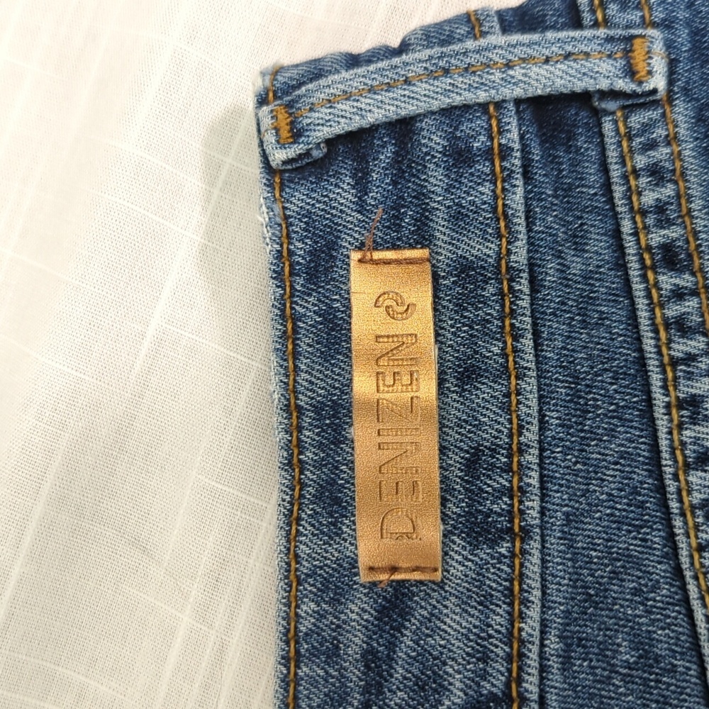 Denizen Levi's high-rise shorts, jean denim cut offs, women's size 10 / 30 - Picture 12 of 15